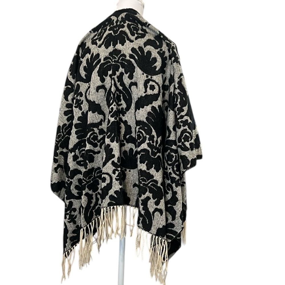 OSFM Black and grey multi print shawl cape wrap with white fringe EUC